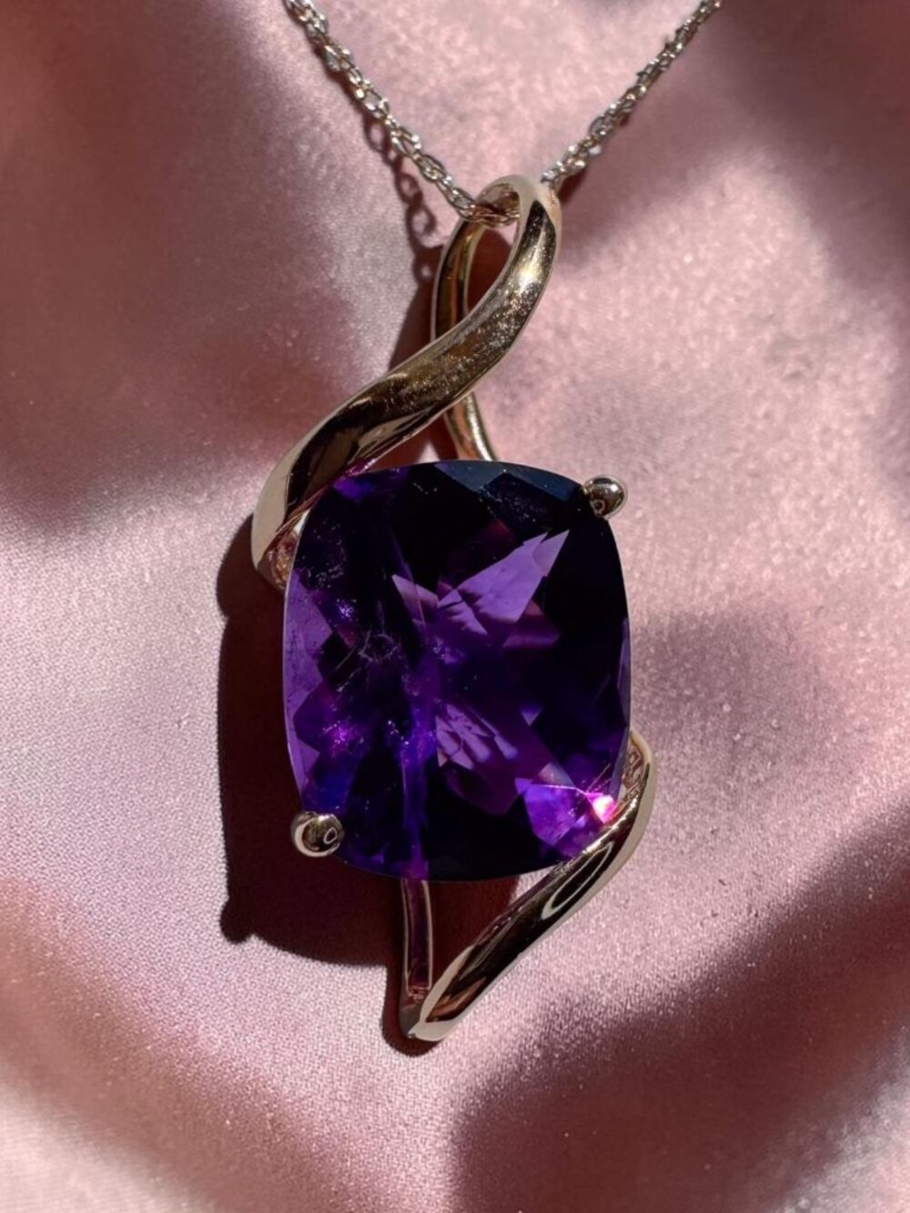 10K Rose Gold Natural Amethyst Necklace Cushion Cut 5ct Solitaire Twist 18" 2.5g